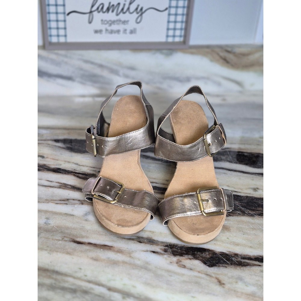 Aerosoles Mega Plush Bronze Metallic Cork Wedge Sandals Size 9.5M Vacation Boho - Picture 2 of 11